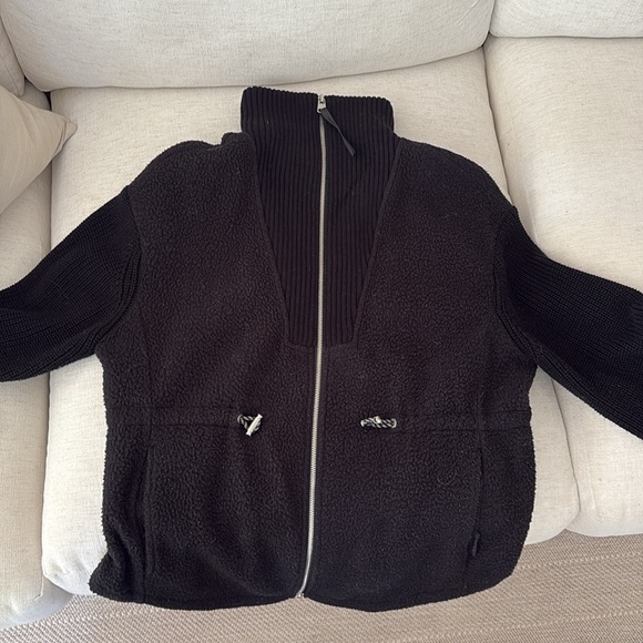 Varley Renea Fleece Jacket - Picture 4 of 10